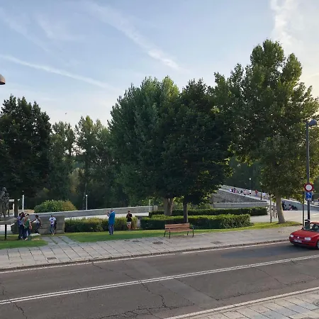 Apartment Puente Romano